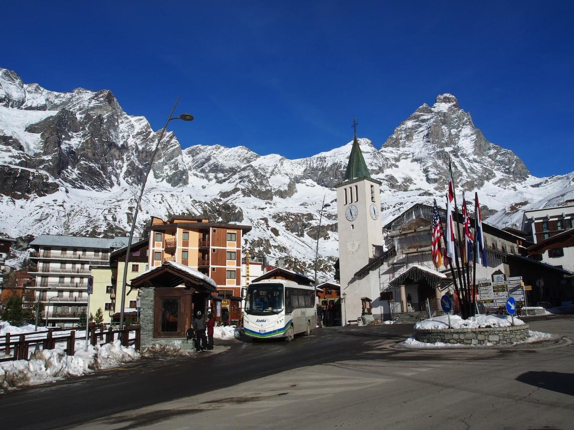 Contemporary Apartment In Breuil Cervinia Near Ski Area Exteriér fotografie